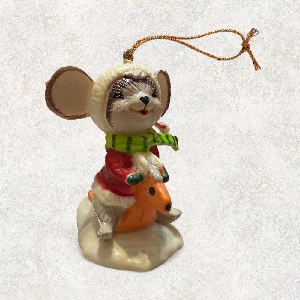 Vintage Retro Christmas Mouse Mini Plastic Ornament